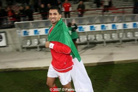Dahmane Lui Il Prouve Qu'il est 100/100 Algerien